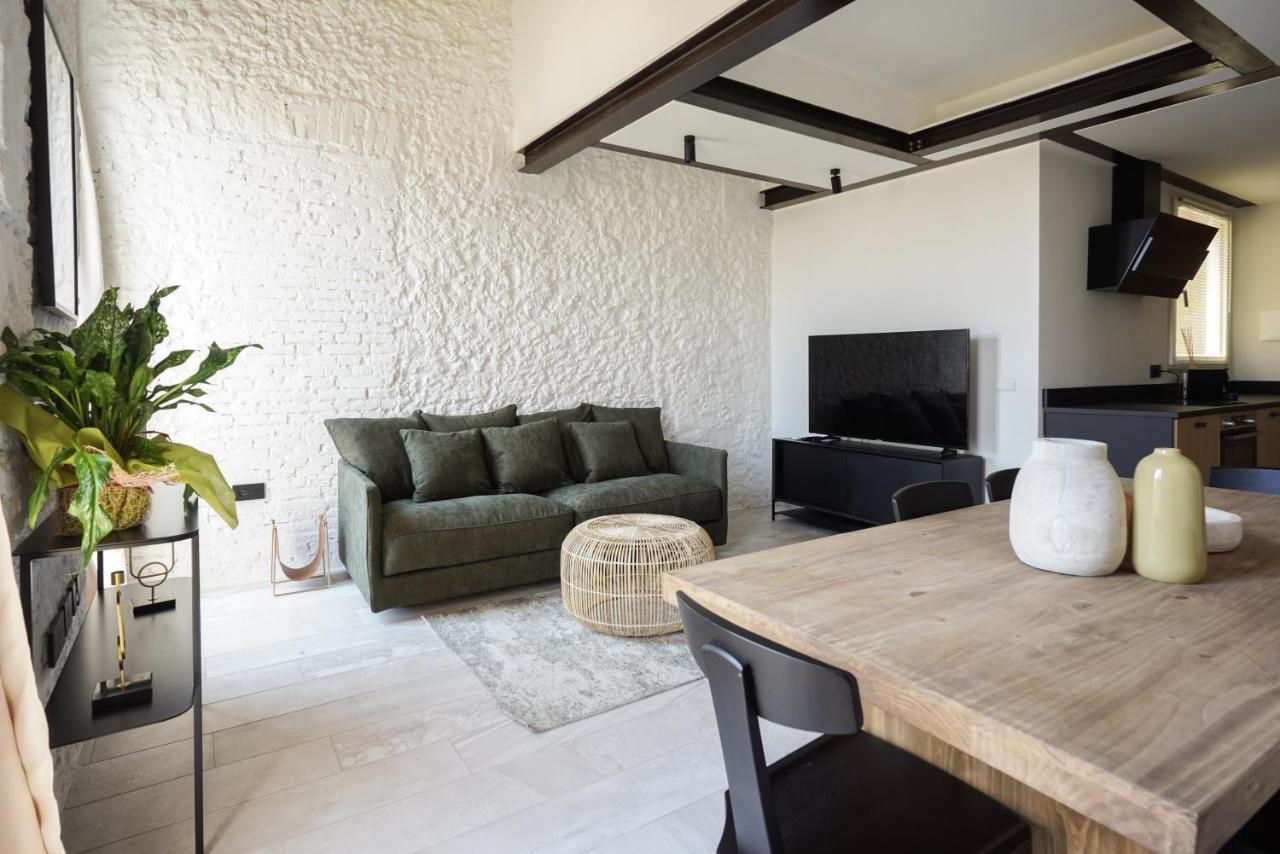 Su Meri Stampace - Luxury Apartment City Center 卡利亚里 外观 照片
